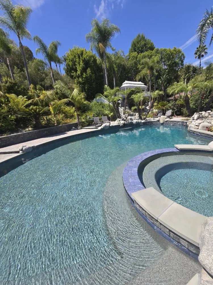 Trusted lawn care service near you in Santa Ana, CA by Coral Reef Construction