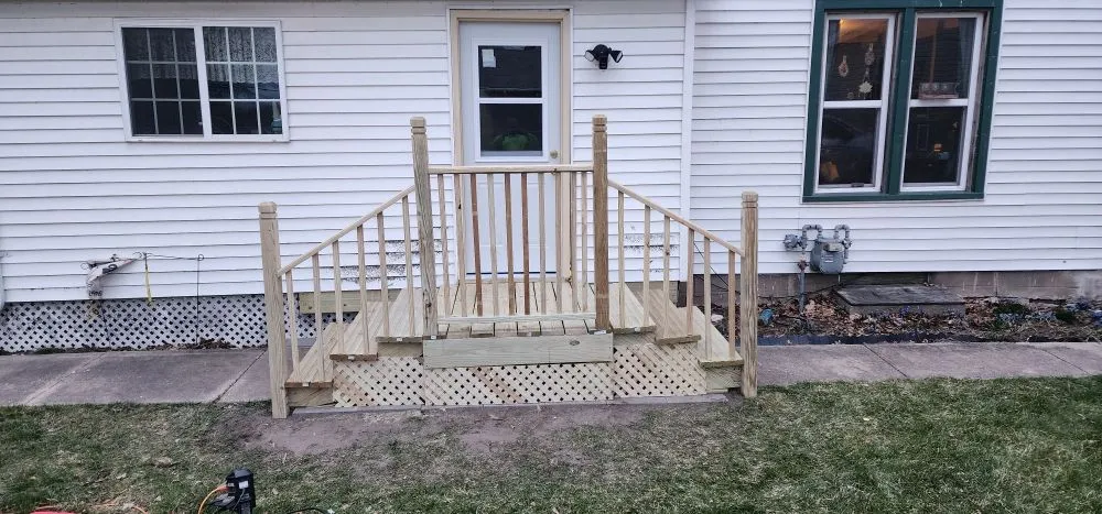 Expert yard cleanup service near you across Hazleton, IA - Corbo Home Improvement