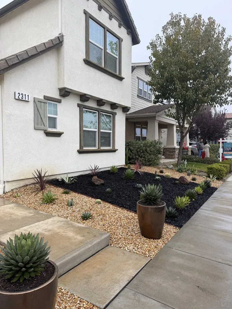 Expert landscaping services experts serving Tracy, CA - Cordova Landscaping