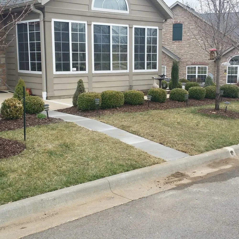 Local landscape installation in Nixa, MO by Core Concrete