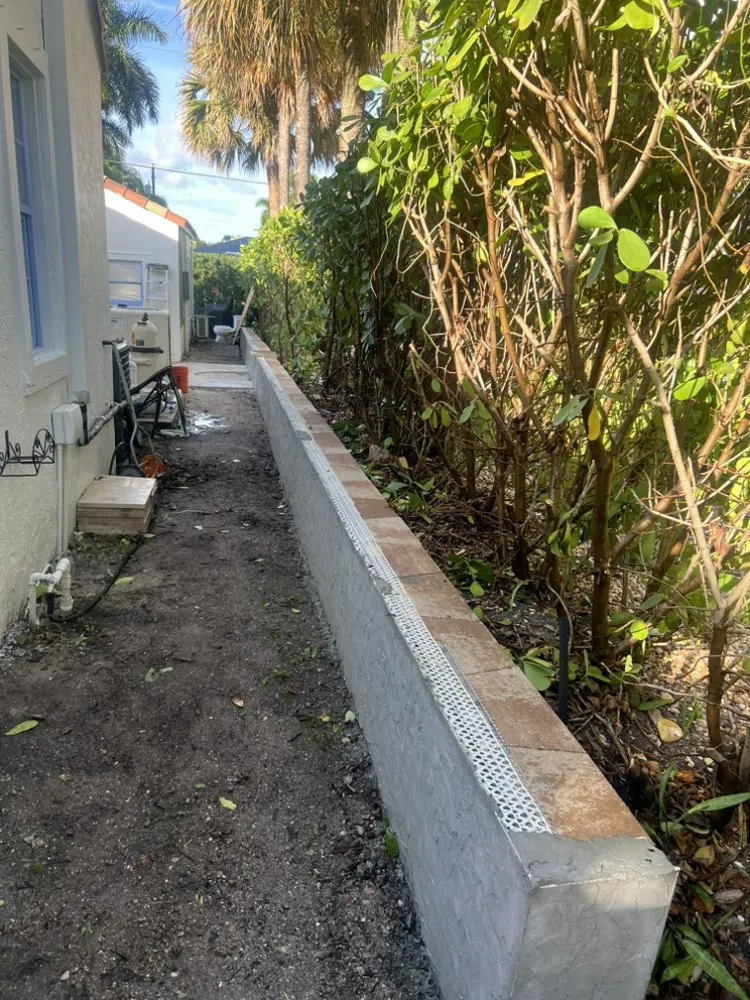 Affordable yard maintenance with custom design across Richmond West, FL - Coreas Plants