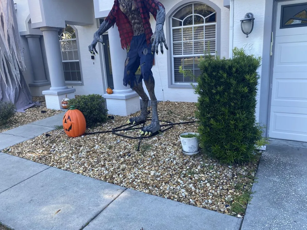 Top-rated lawn mowing service in Homosassa, FL by Coreys Care Takening