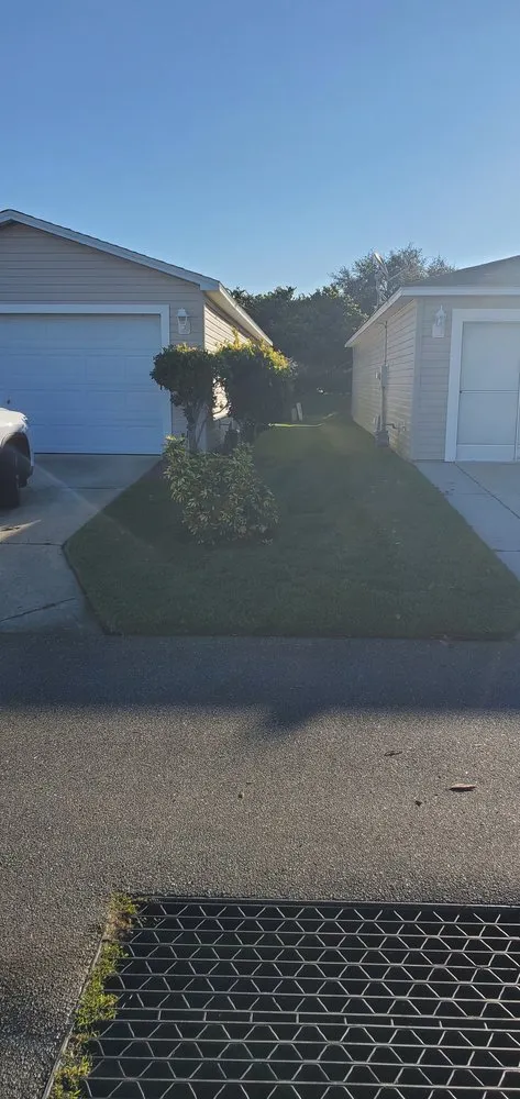 Trusted residential landscaping for beautiful yards in Wildwood, FL by Cornell's Lawn Care