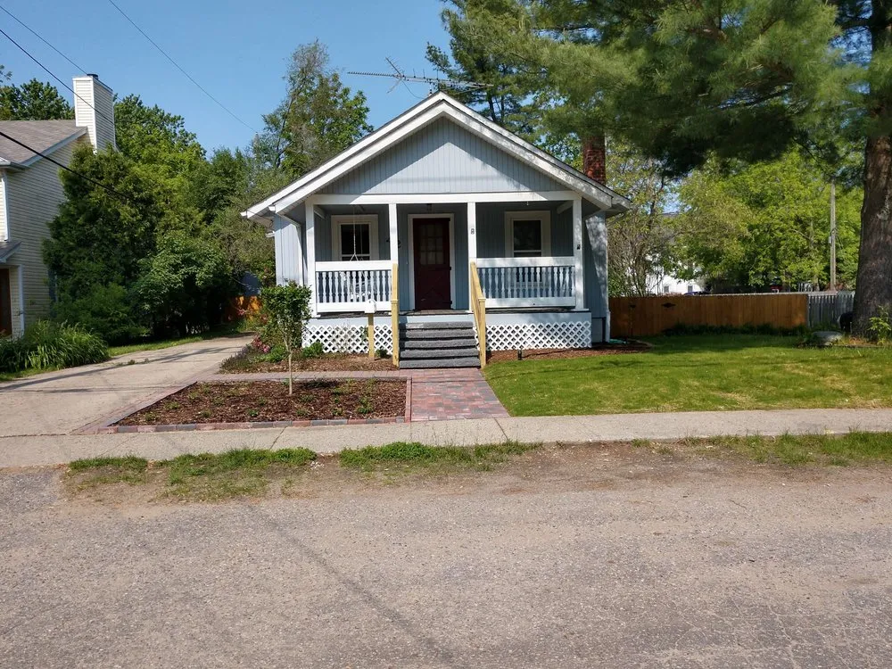 Top-rated outdoor landscaping in Rochester, MI by Cornerstone Brick Paving & Landscape