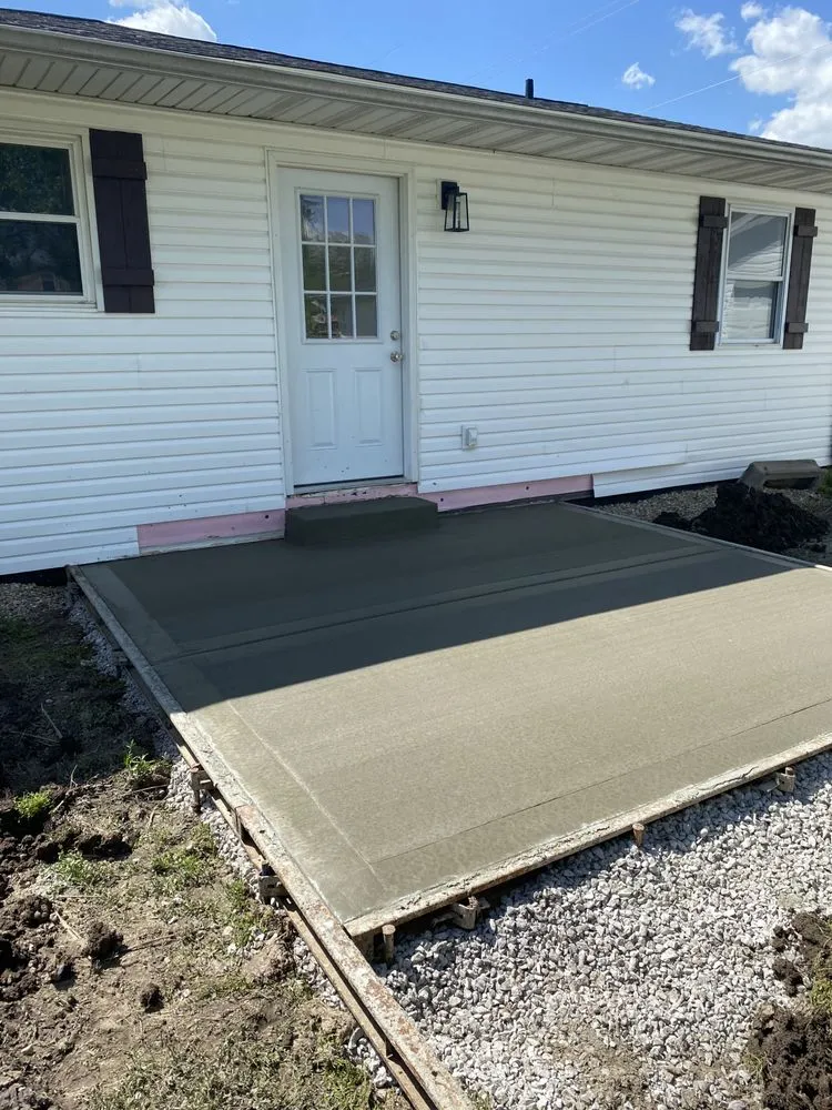 Top-rated landscape design experts serving Lenzburg, IL - Cornerstone Construction and Landscapes