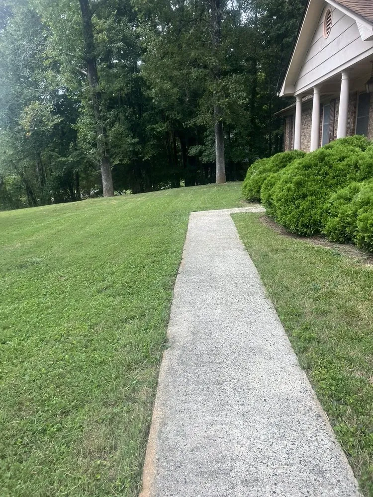 Reliable lawn care service in Dallas, NC - Cornerstone Creation Lawns and More