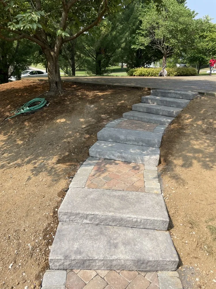 Trusted yard maintenance in Simpsonville, KY - Cornerstone Hardscape & Excavation