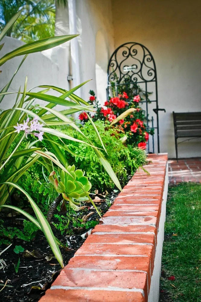 Affordable lawn care service in Lakeside, CA - Cornerstone Landscape