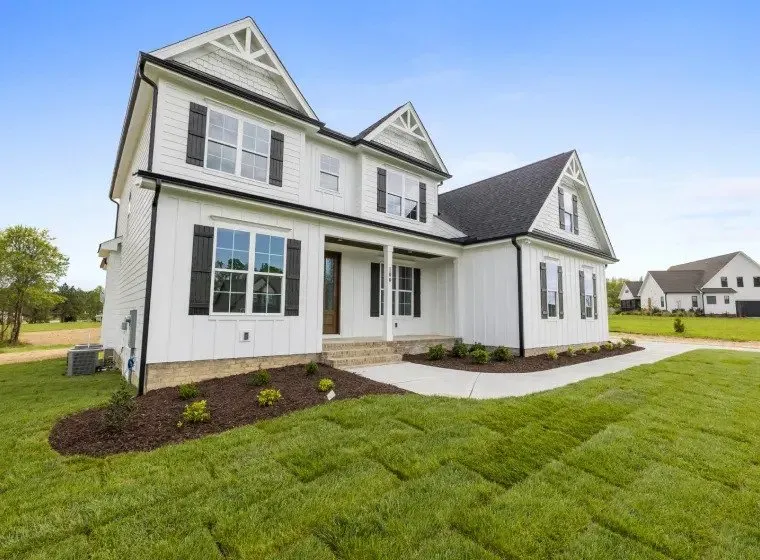 Custom residential landscaping experts serving Dallas, TX - Cornerstone LMC