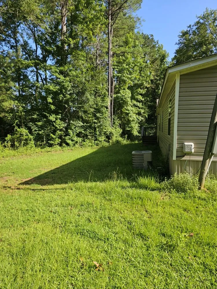 Reliable yard maintenance near you across West Monroe, LA - Cornett's Lawncare