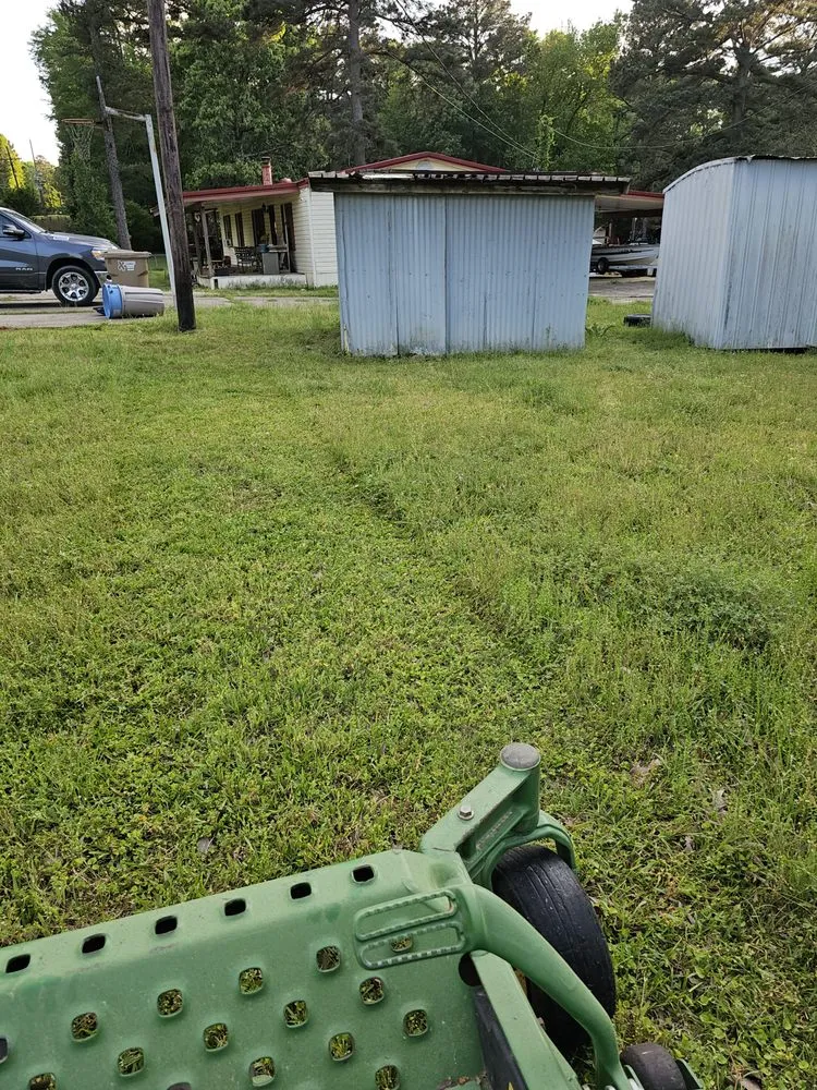 Custom yard cleanup service in West Monroe, LA - Cornett's Lawncare