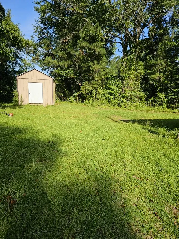 Trusted yard maintenance experts serving West Monroe, LA - Cornett's Lawncare