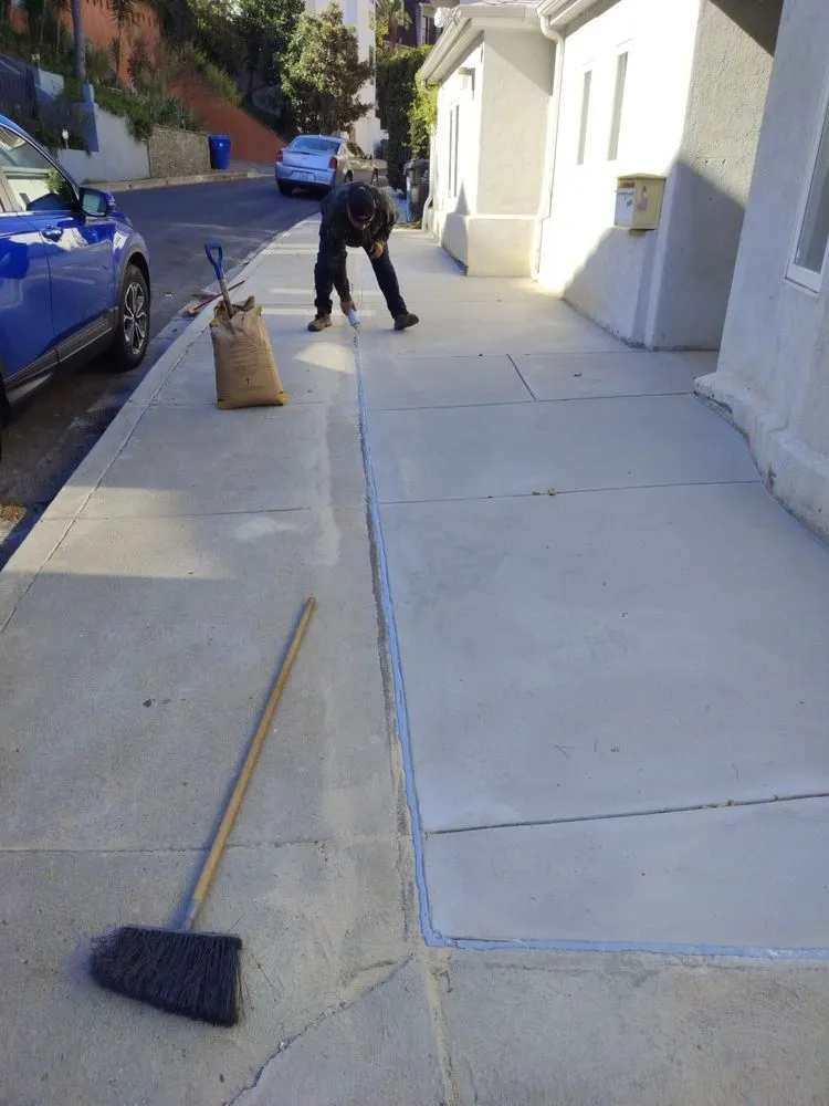 Trusted landscape installation for homes in Los Angeles, CA by Corona Artscaping