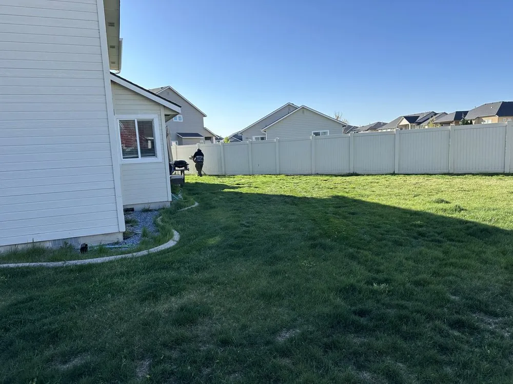 Reliable yard cleanup service in Nampa, ID - Corona Landscape