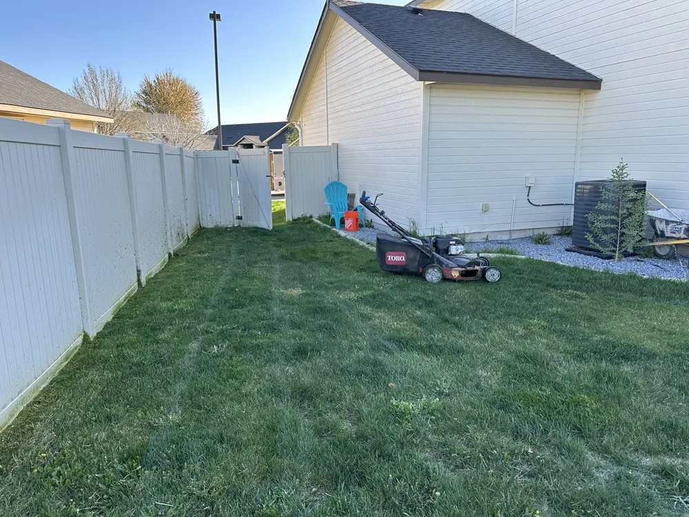 Professional yard cleanup service near you in Nampa, ID by Corona Landscape