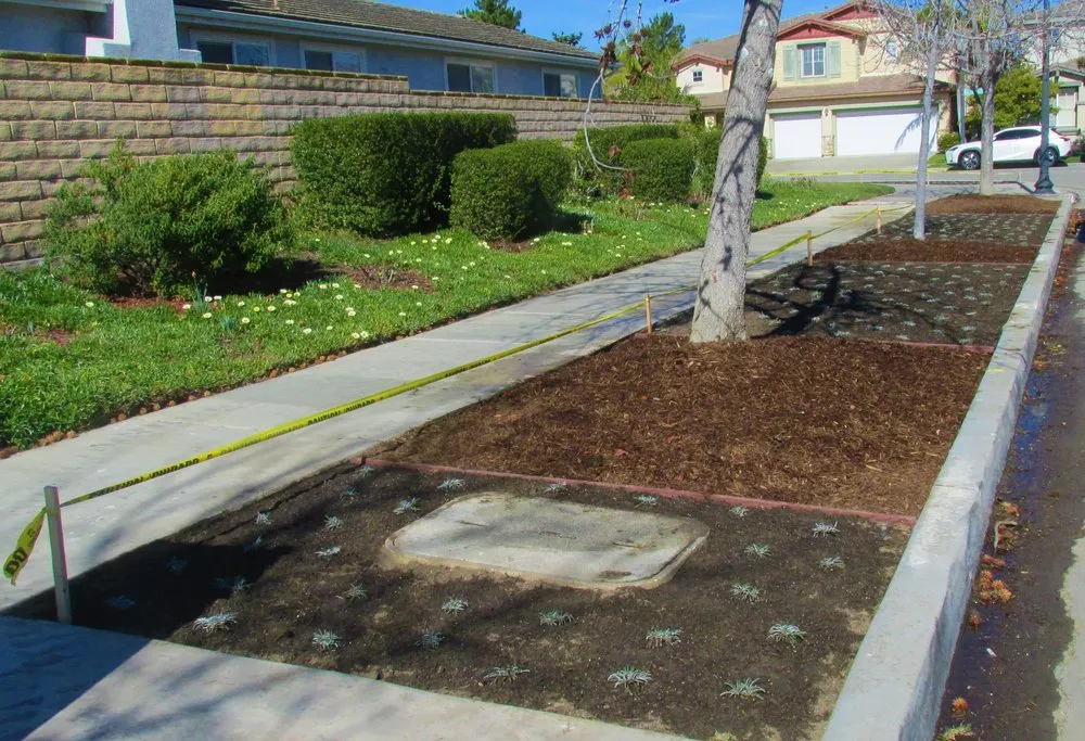 Trusted outdoor landscaping experts serving Oxnard, CA - Corona Landscape