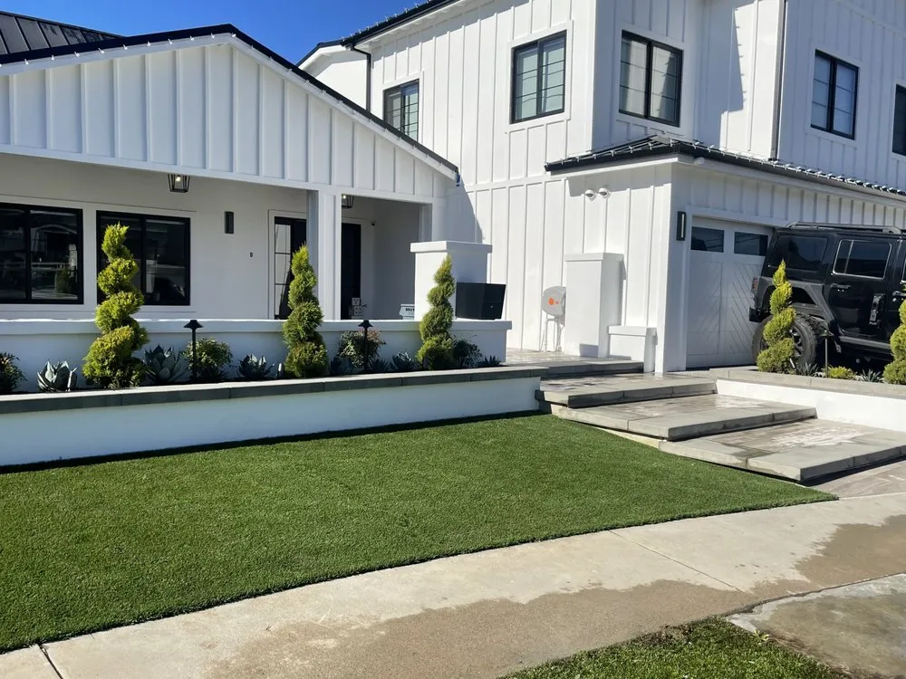 Local yard maintenance in Newport Beach, CA by Corona Landscaping and Design