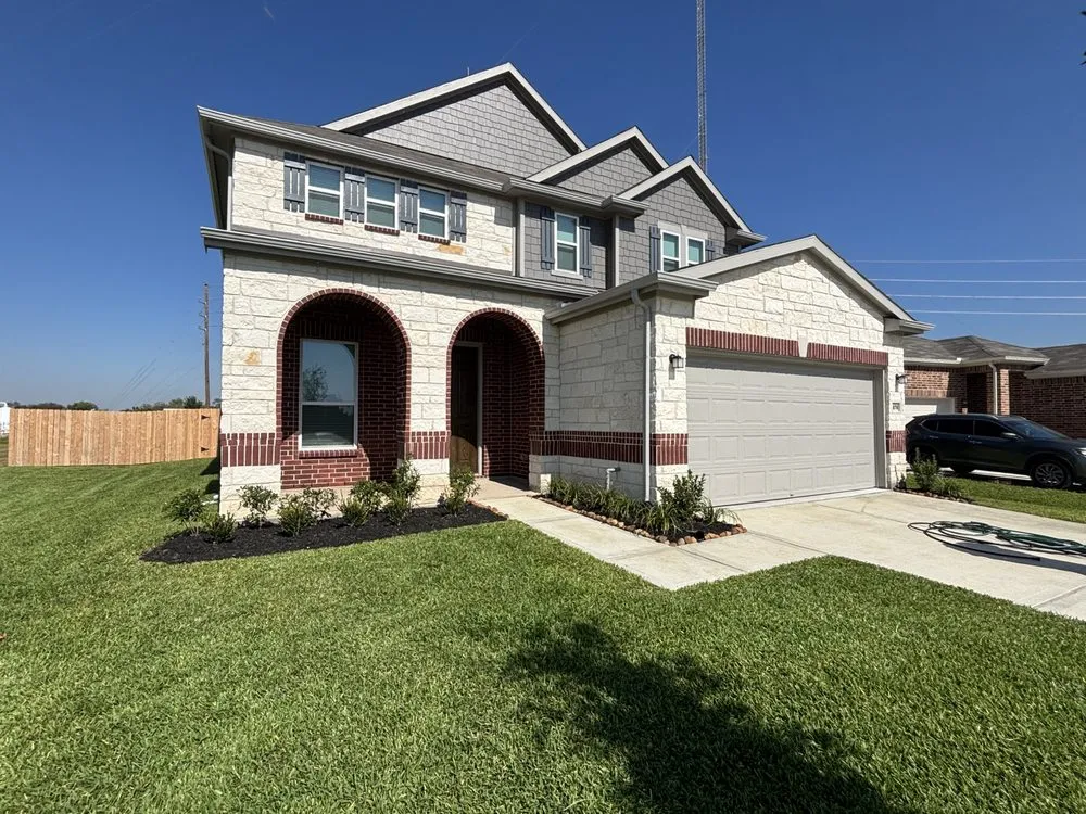 Affordable lawn care service for outdoor upgrades across Houston, TX - Corona Landscaping