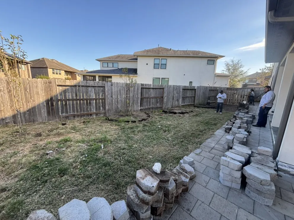 Top-rated yard maintenance in Houston, TX by Corona Landscaping