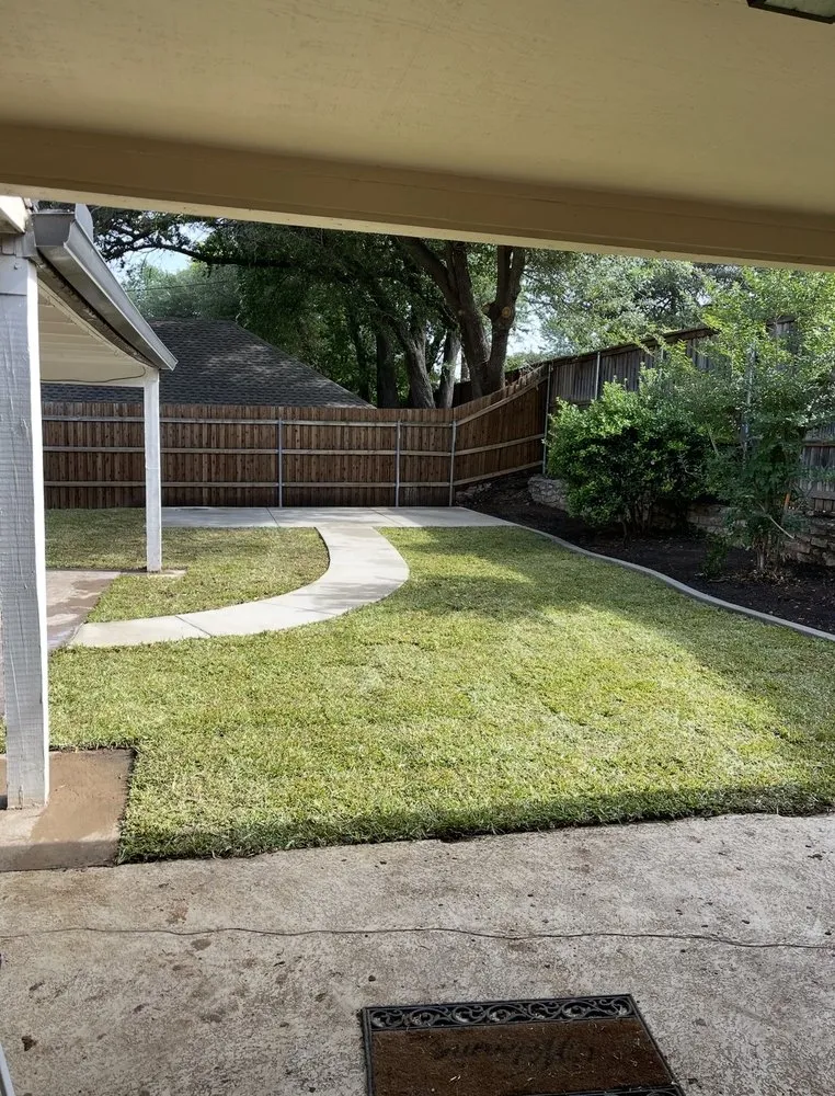 Custom lawn mowing service experts serving Grand Prairie, TX - Coronado Contractors & Landscaping