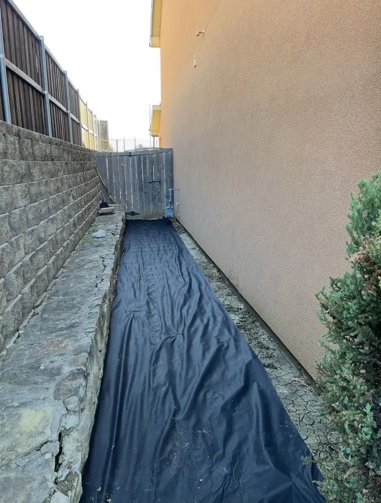 Custom lawn care service in Grand Prairie, TX by Coronado Contractors & Landscaping