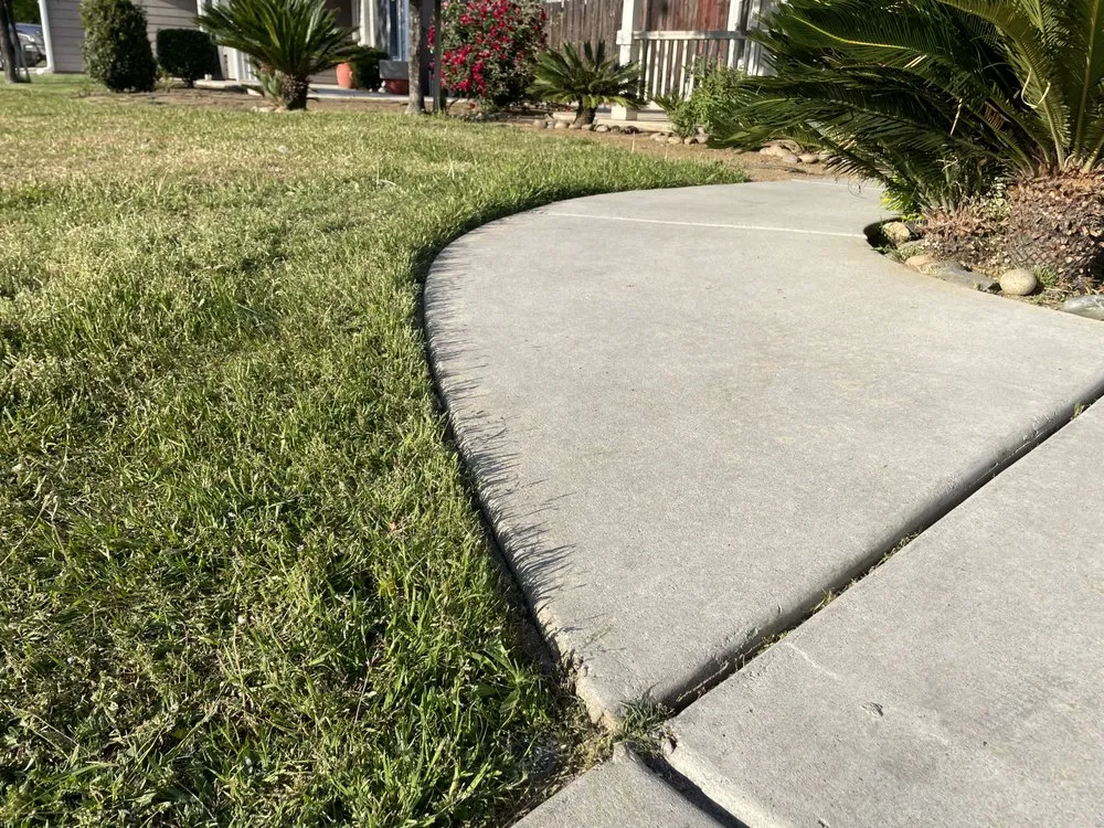 Trusted outdoor landscaping experts serving Fresno, CA - Corona's Greens Landscaping