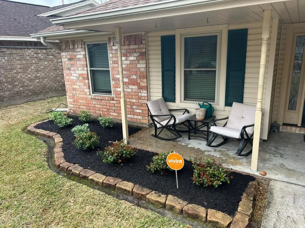 Custom yard maintenance in Beaumont, TX - Corona’s Landscaping
