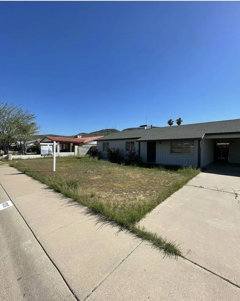 Affordable lawn care service in Phoenix, AZ by Corrales Landscaping