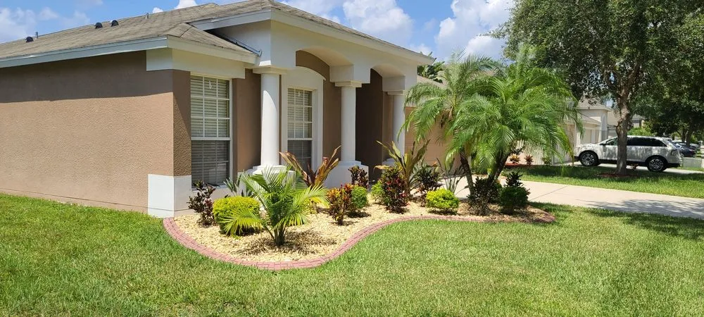 Top-rated garden landscaping experts serving Sun City Center, FL - Corso Landscape