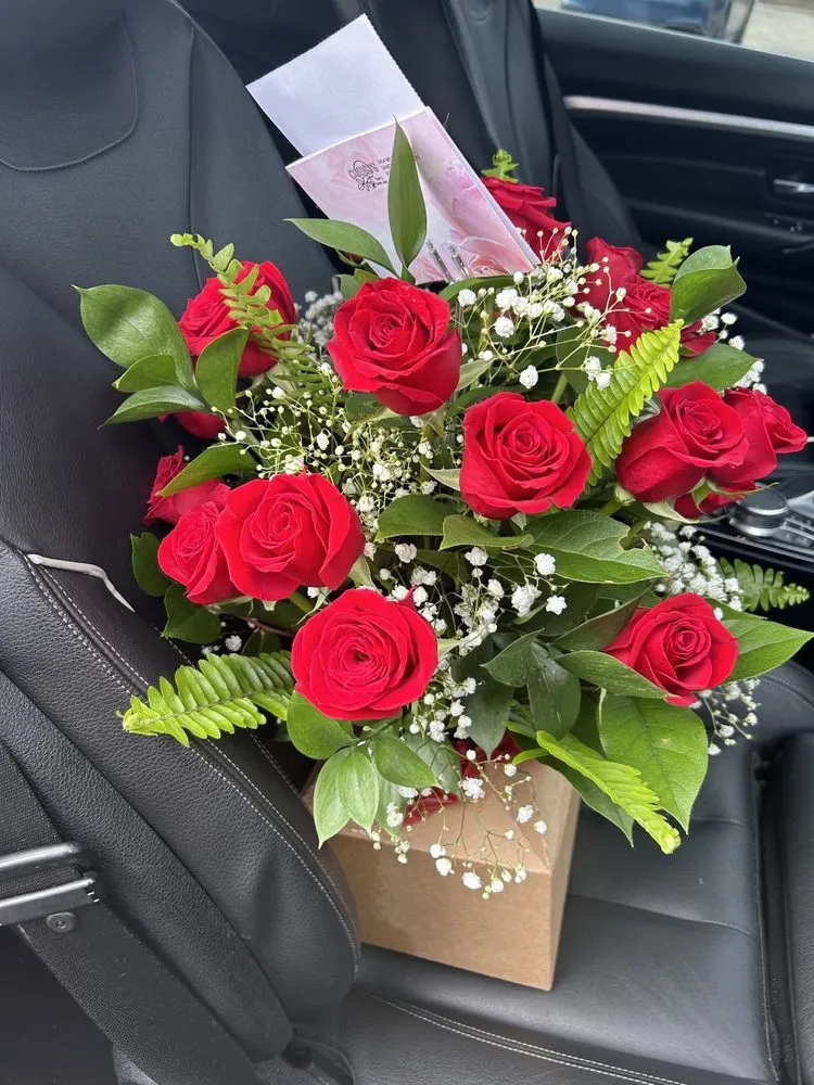 Top-rated landscape design for year-round maintenance in Sandusky, OH by Corsos Flower and Garden Center