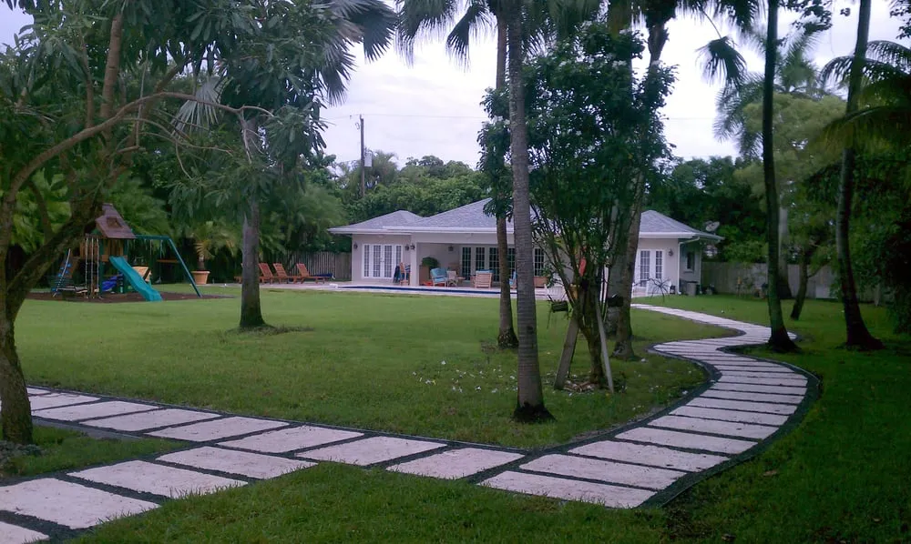 Custom residential landscaping experts serving Miami, FL - Cortada Landscape Design