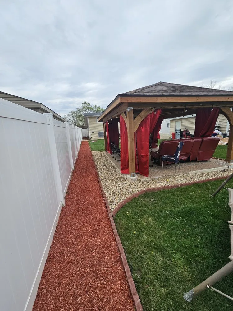 Reliable yard cleanup service in Carpentersville, IL - Cortez And Acevedo Landscaping And Tree Services