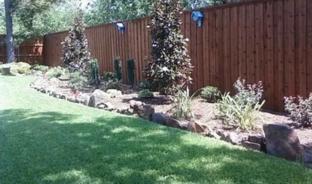 Professional garden landscaping experts serving Mont Belvieu, TX - Cortez Complete Lawn Care