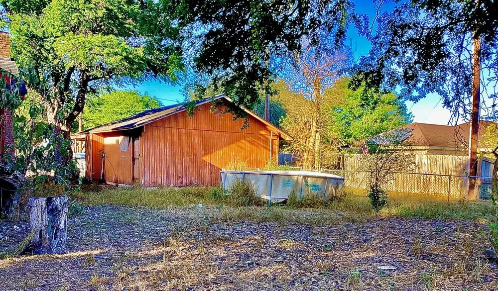 Trusted outdoor landscaping experts serving Rio Hondo, TX - Cortez Lawn Services