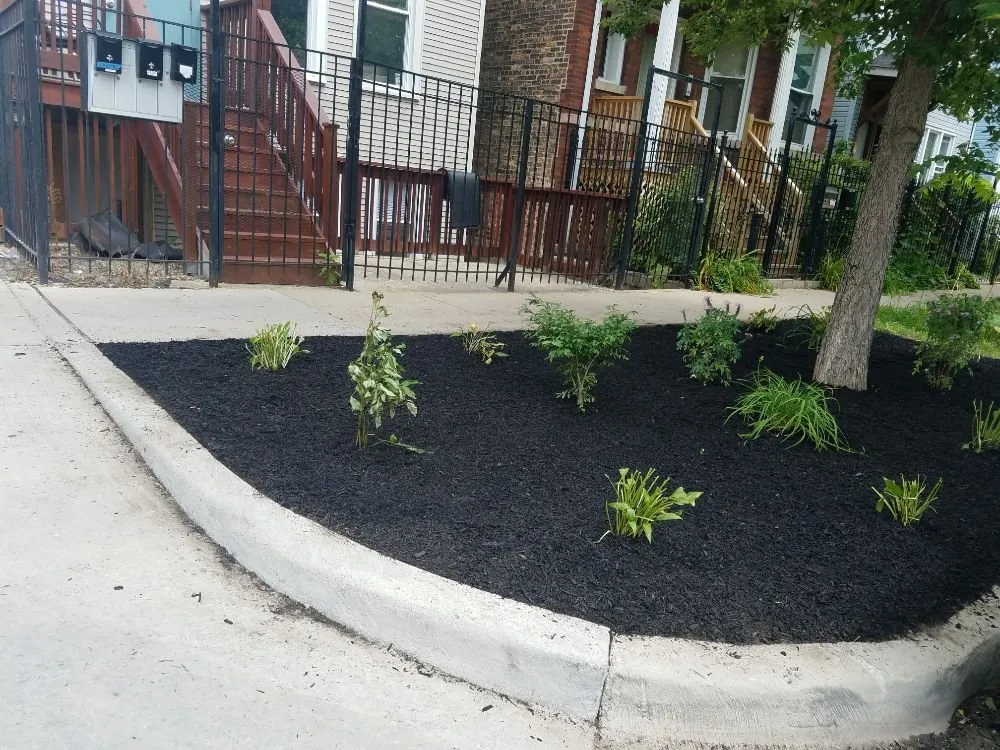 Professional garden landscaping for homes in Chicago, IL by Cortez Sunshine Landscaping