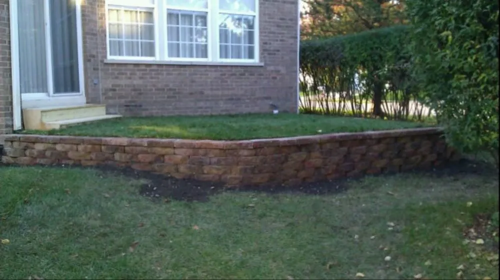 Custom lawn care service in Chicago, IL by Cortez Sunshine Landscaping