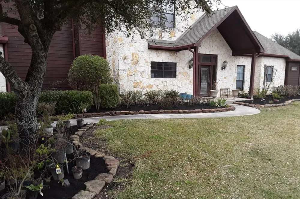 Local yard cleanup service in Tomball, TX - Corys Cuts Landscape