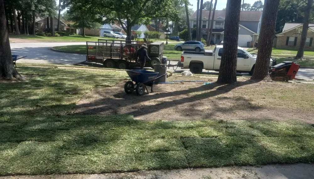 Local garden landscaping experts serving Tomball, TX - Corys Cuts Landscape