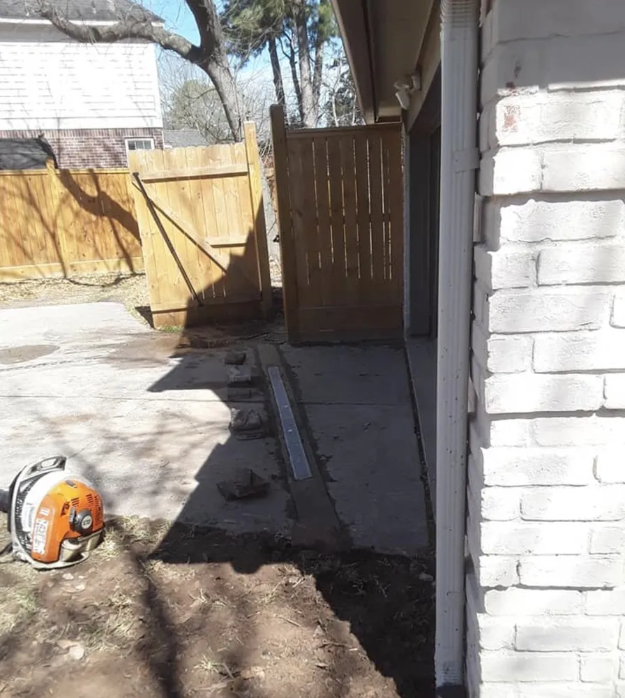 Affordable garden landscaping experts serving Tomball, TX - Corys Cuts Landscape