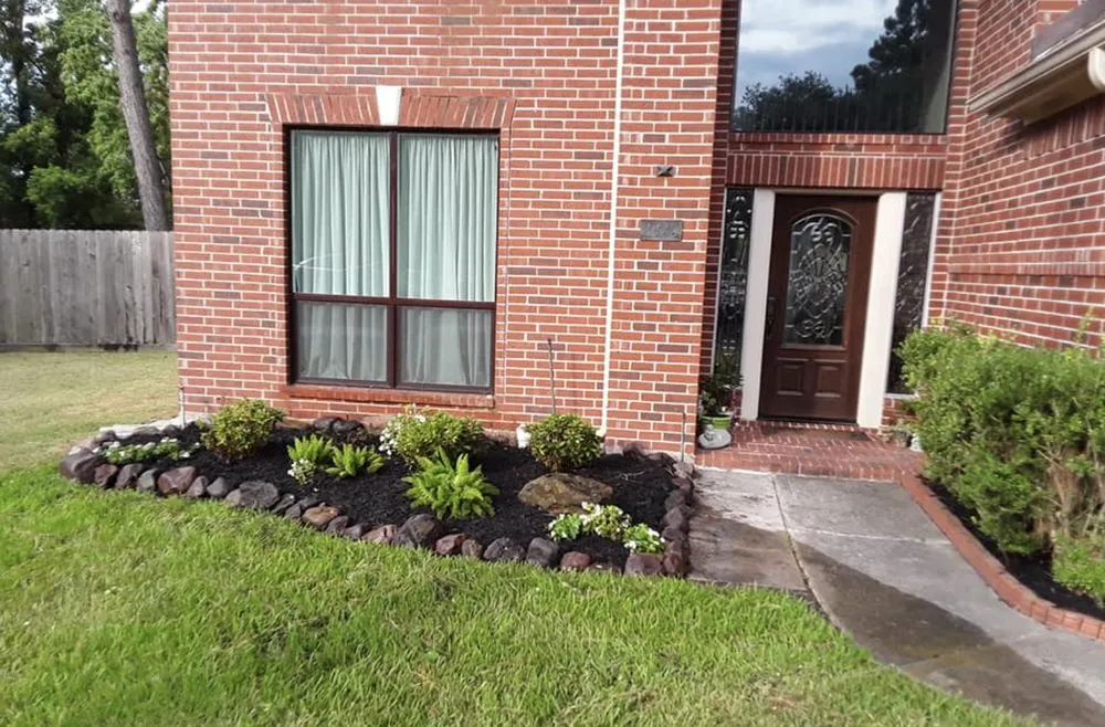 Reliable yard cleanup service in Tomball, TX - Corys Cuts Landscape