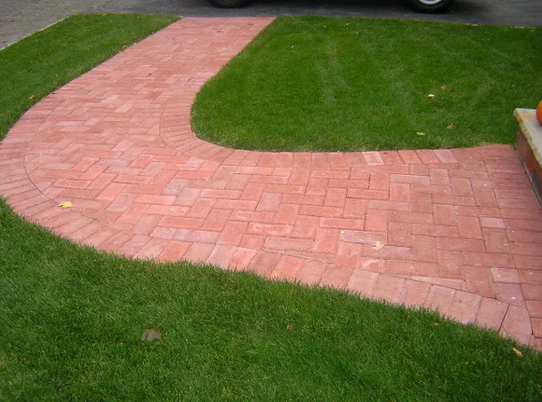 Reliable lawn care service experts serving Watertown, MA - Cosco Landscape