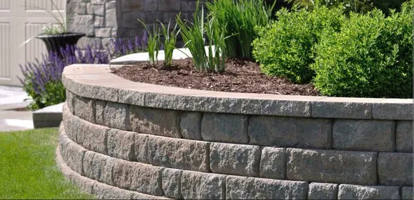 Cosco Landscaping & Masonry Logo
