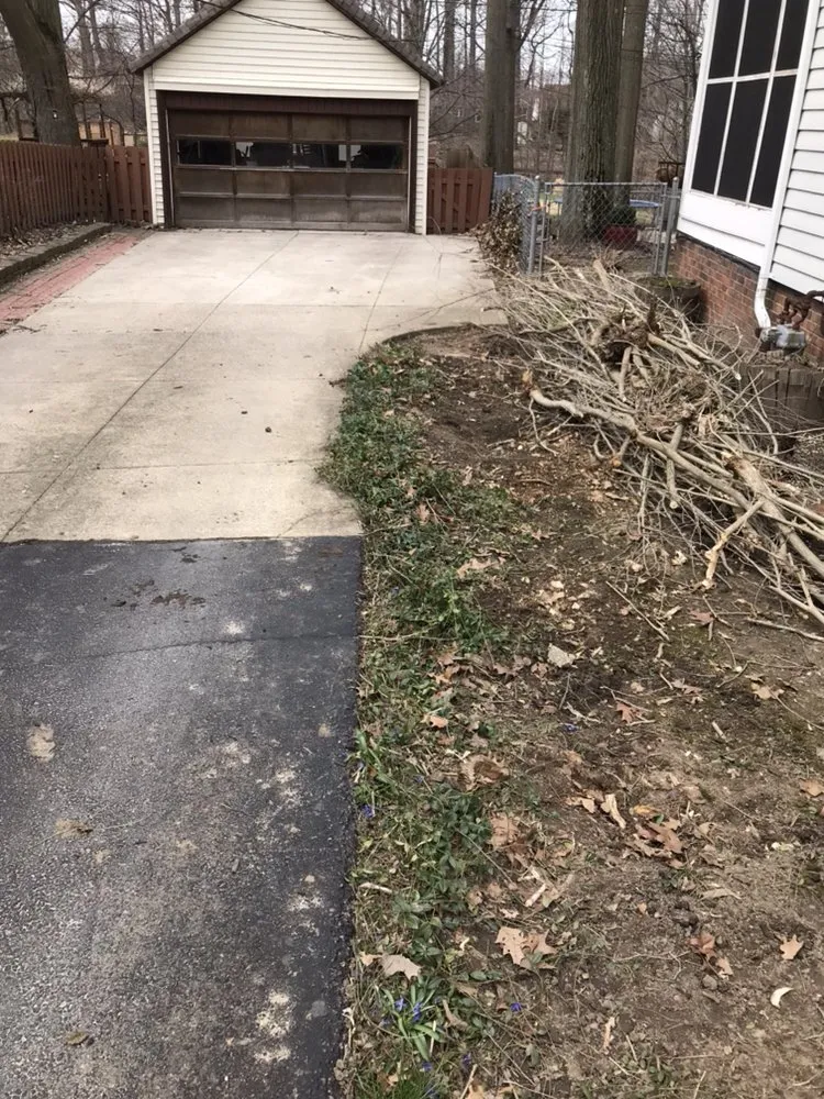 Custom landscaping services for homes in Richmond Heights, OH by Cost Cutting Lawncare