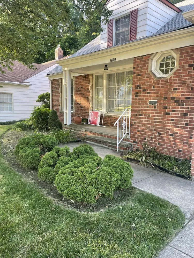 Expert yard maintenance in Richmond Heights, OH by Cost Cutting Lawncare