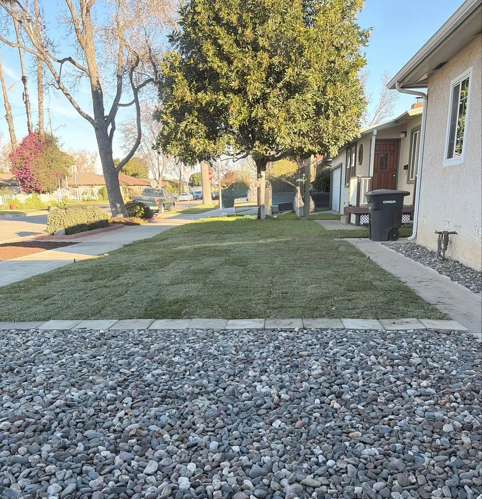 Expert lawn mowing service in Costa Mesa, CA - Costa Mesa Gardening Services