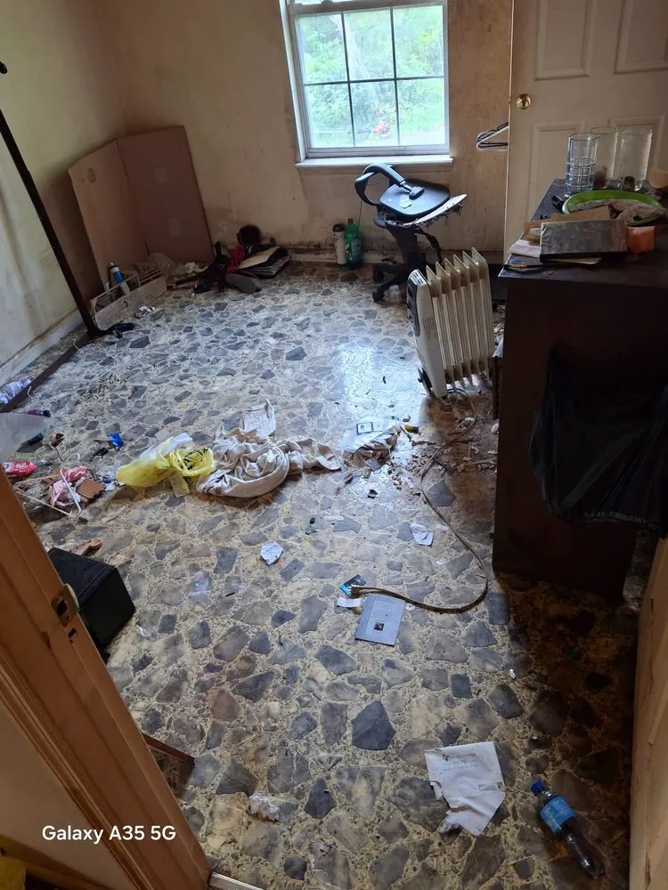 Local lawn care service for year-round maintenance in Chattanooga, TN by Costello property management and lawn care services