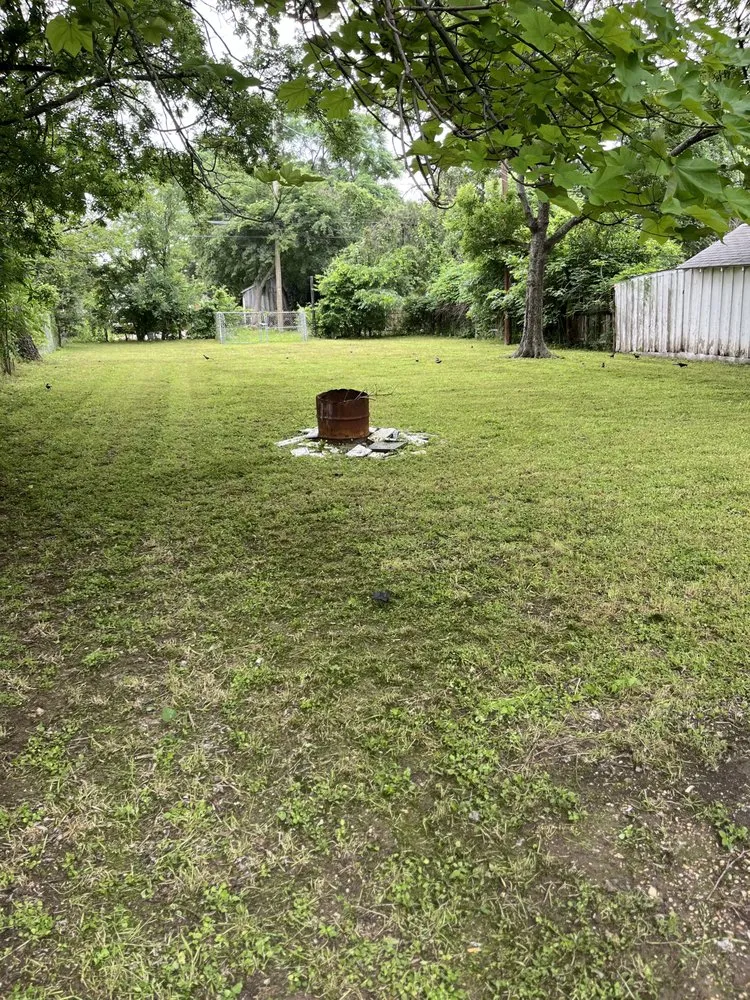 Professional residential landscaping experts serving Waco, TX - Cottonwood Landscaping