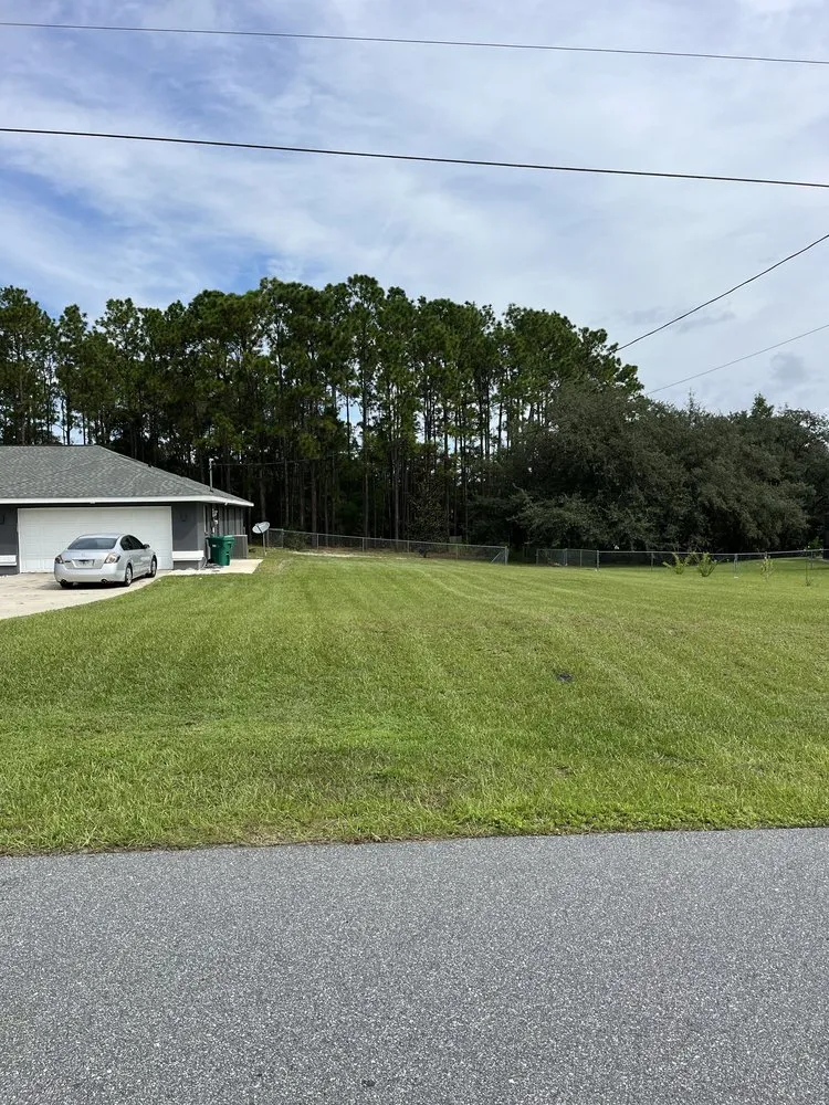 Custom outdoor landscaping in Brooksville, FL - Cotto's Elite Lawn Care