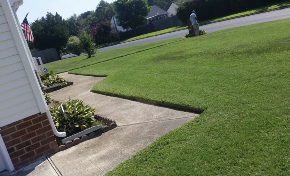 Custom residential landscaping in Dayton, TN - Couchs LawnCare