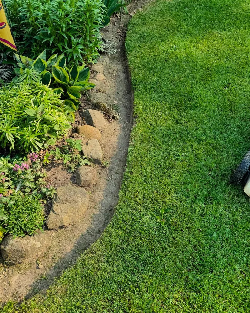 Custom yard cleanup service in Akron, OH - Coulter Lawn